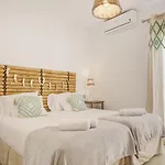 Villa Mares *