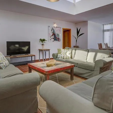 ヴィラ Mares カレタ・デ・フステ